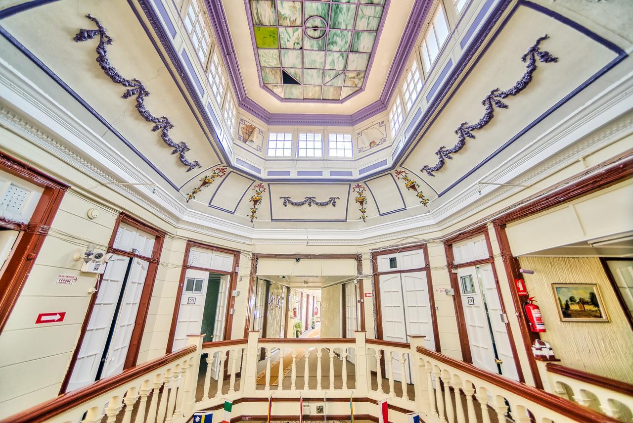 Si Hotel Santiago Kültér fotó