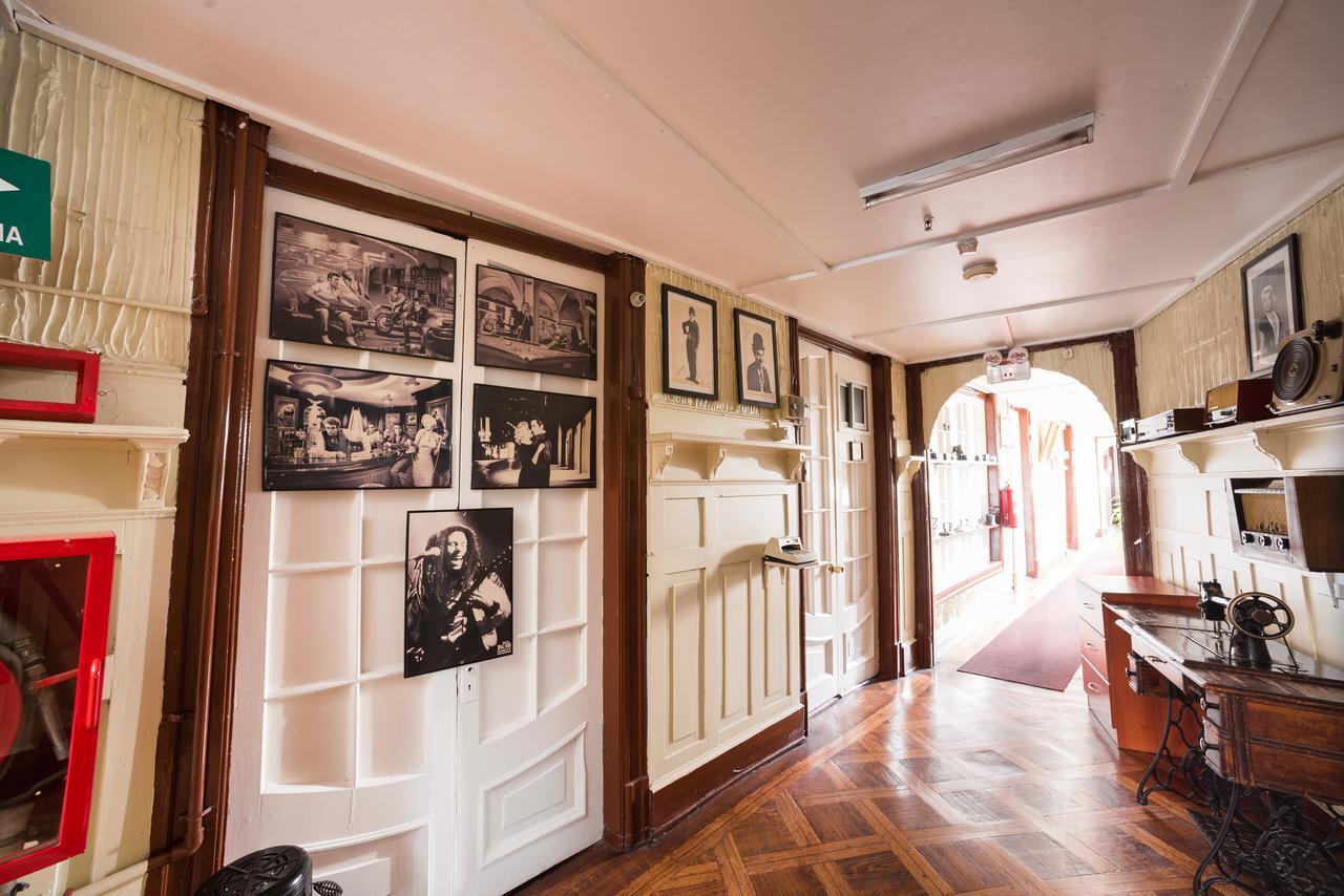 Si Hotel Santiago Kültér fotó